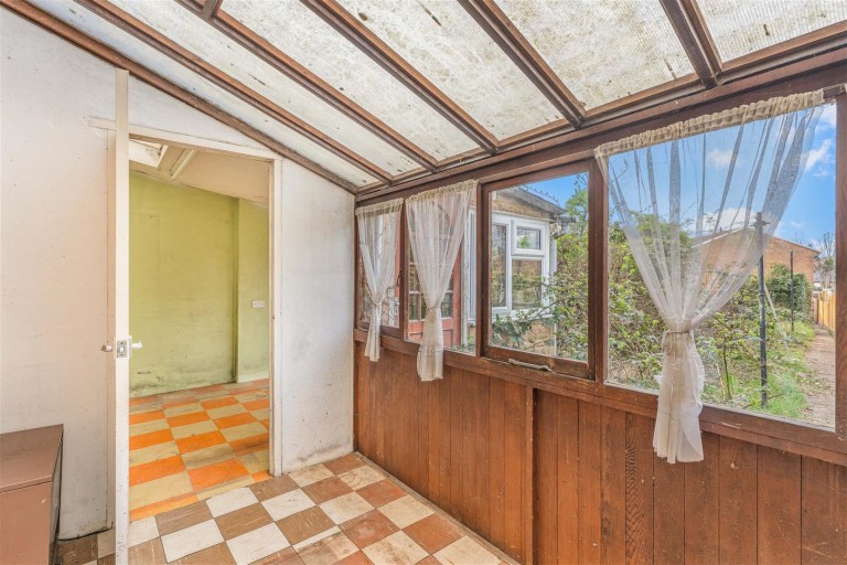 Images for Belgrave Crescent, Banbury