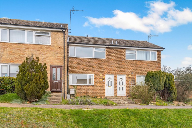 Click the photo for more details of Winters Way, Bloxham