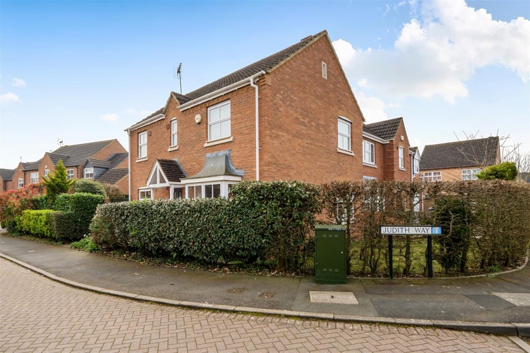 Images for Judith Way, Cawston, Rugby