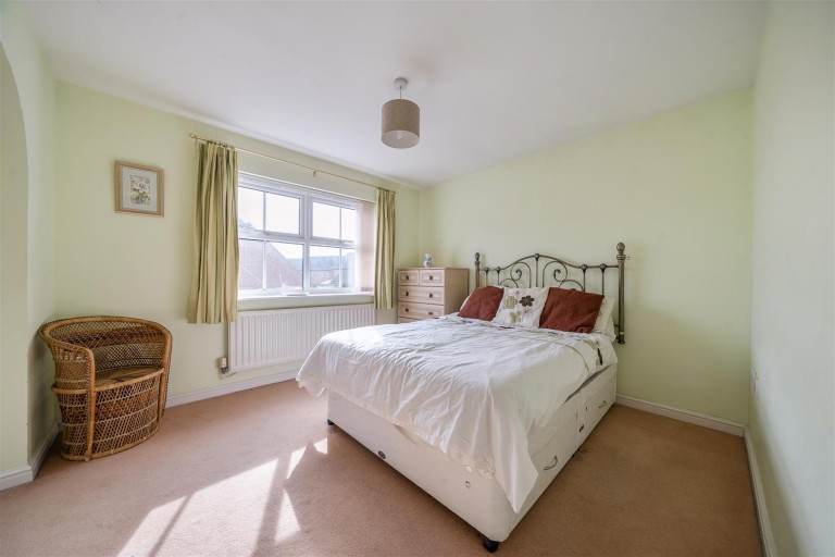 Images for Judith Way, Cawston, Rugby