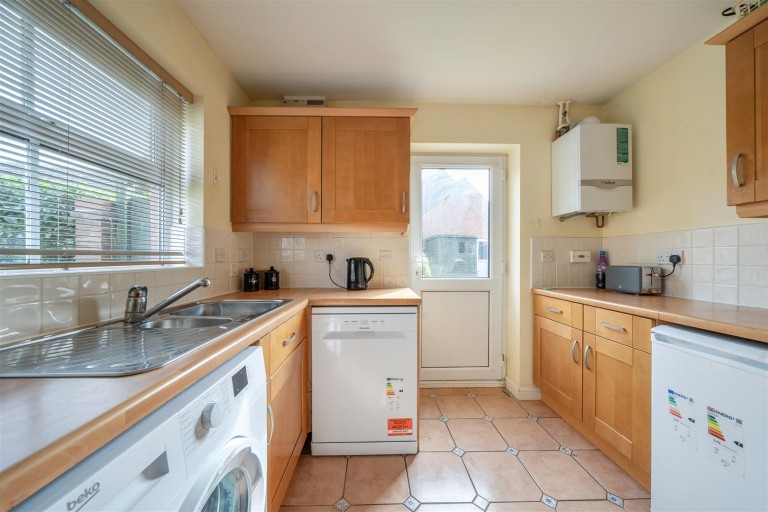 Images for Judith Way, Cawston, Rugby