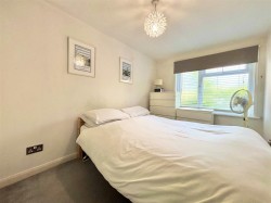 Images for The Broadway, Totland Bay