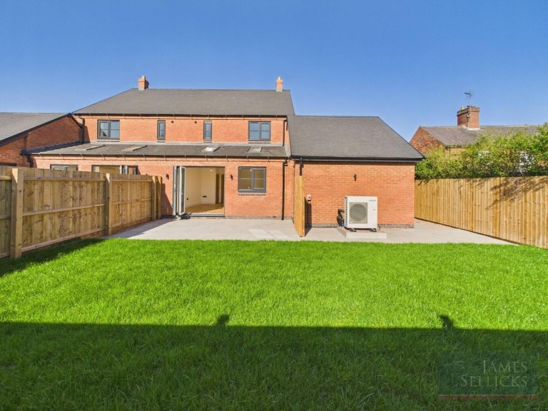 Images for * OPEN VIEWINGS 11/03/26 * The Hawthornes, Congerstone