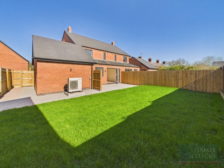 Images for The Hawthornes, Congerstone