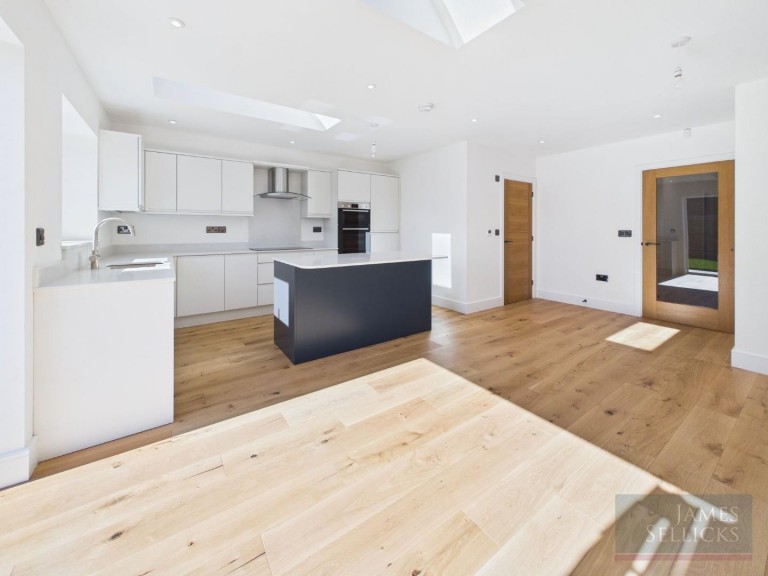 Images for * OPEN VIEWINGS 11/03/26 * The Hawthornes, Congerstone