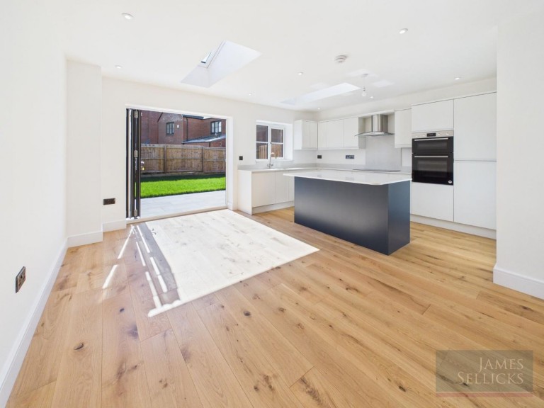 Images for * OPEN VIEWINGS 11/03/26 * The Hawthornes, Congerstone