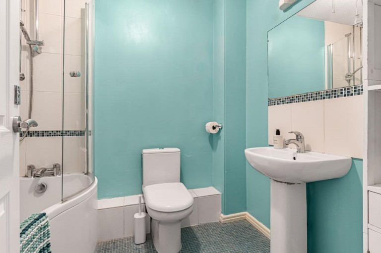 Images for Ash Grove, Ely