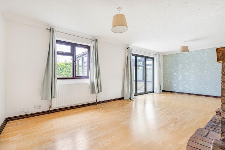 Images for Red House Gardens, Soham