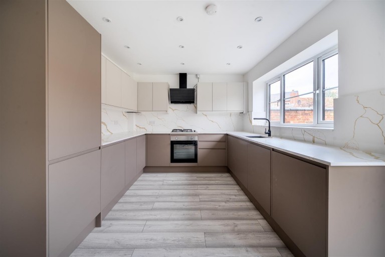 Images for Browns Yard, Towcester, NN12