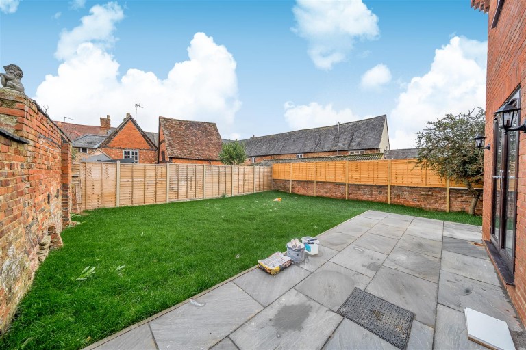 Images for Browns Yard, Towcester, NN12
