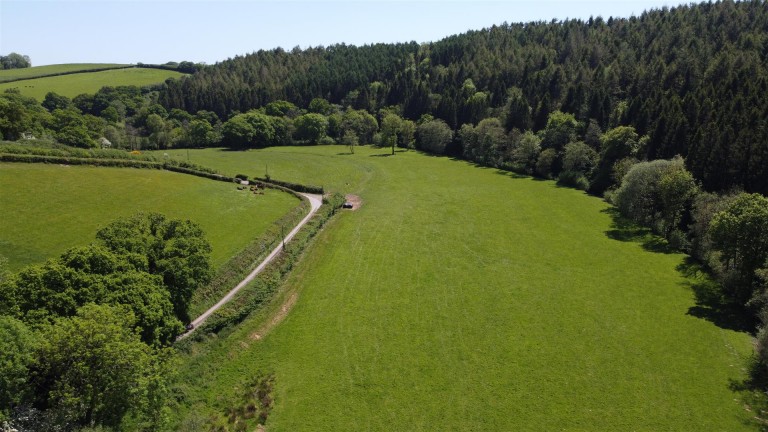 Images for Near Chawleigh