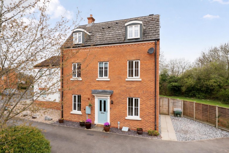 Click the photo for more details of Berrybanks, Rugby