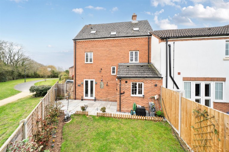 Images for Berrybanks, Rugby