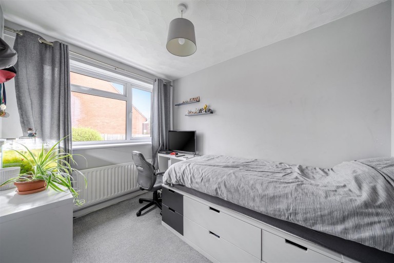 Images for James Close, Blandford Forum