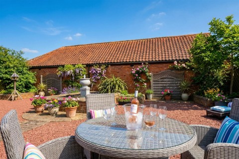 Click the photo for more details of High Street, Brant Broughton, Lincoln