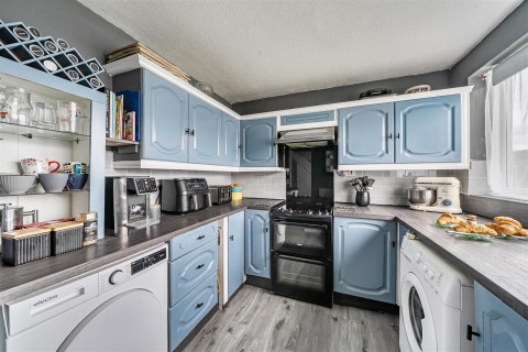 Click the photo for more details of Summerlands Park Avenue, Ilminster