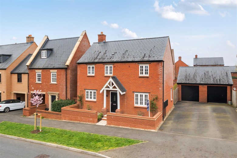 Click the photo for more details of Epsom Avenue, Towcester, NN12