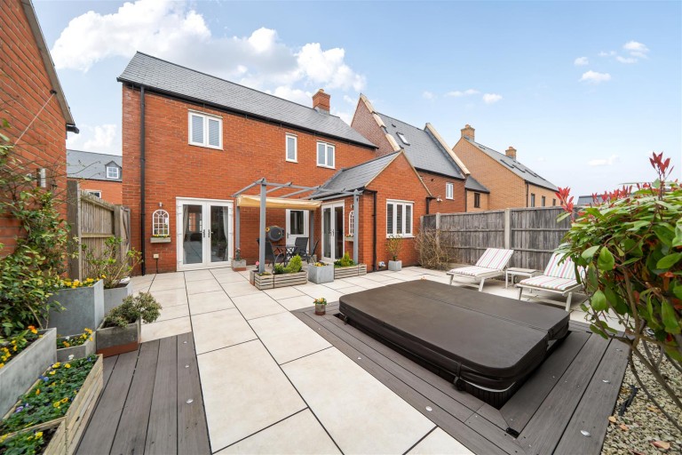 Images for Epsom Avenue, Towcester, NN12