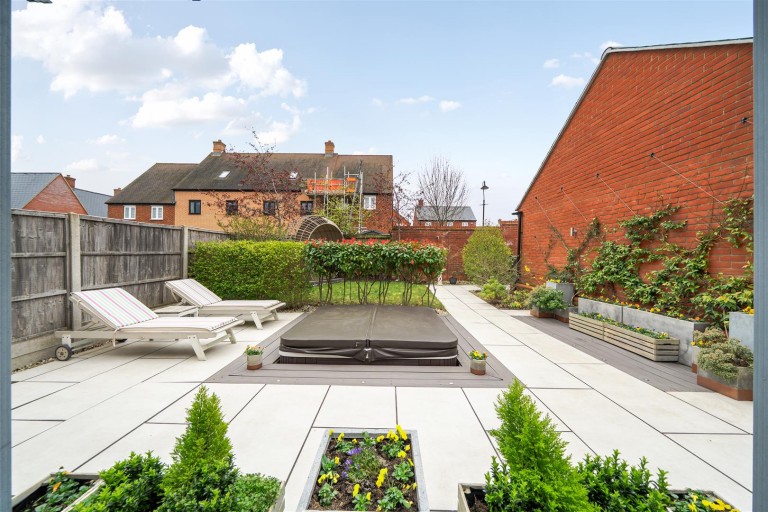 Images for Epsom Avenue, Towcester, NN12