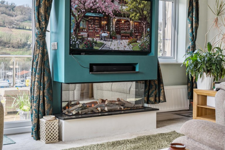 Images for Sparkhays Drive, Totnes