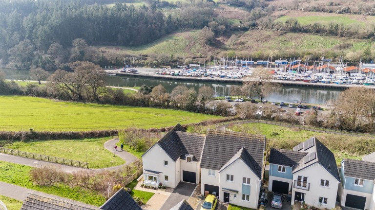 Images for Sparkhays Drive, Totnes