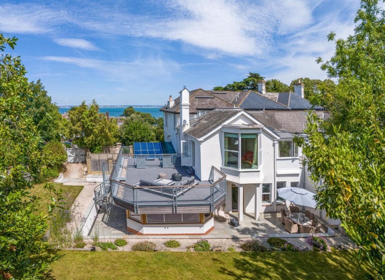 Click the photo for more details of Seaview, Isle of WIght