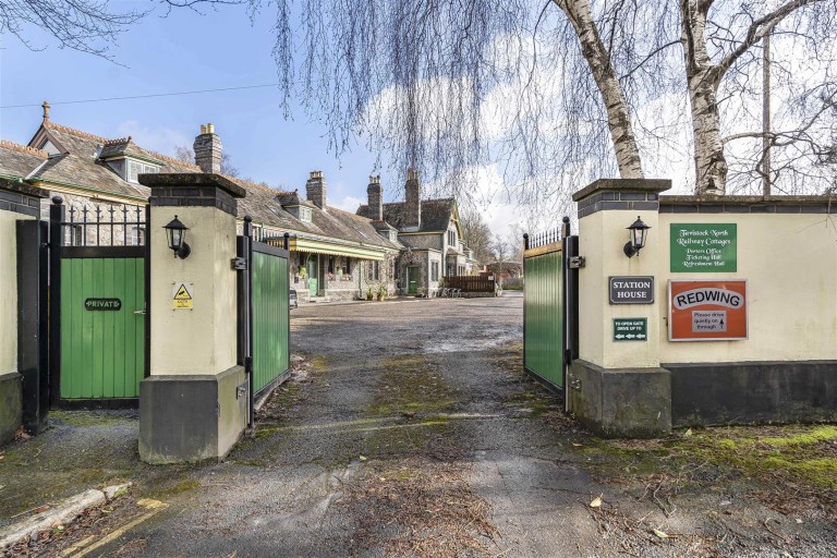 Images for Central Tavistock