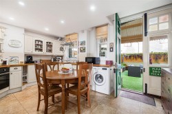 Images for Central Tavistock