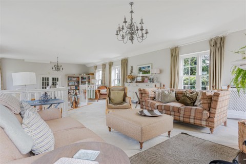 Click the photo for more details of Oakley Court, Wallingford