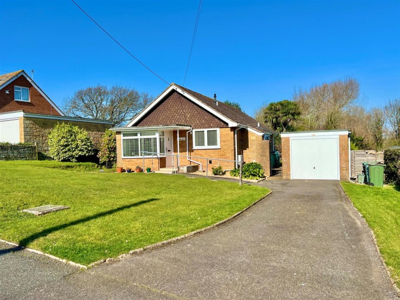 Click the photo for more details of Totland Bay, Isle of Wight