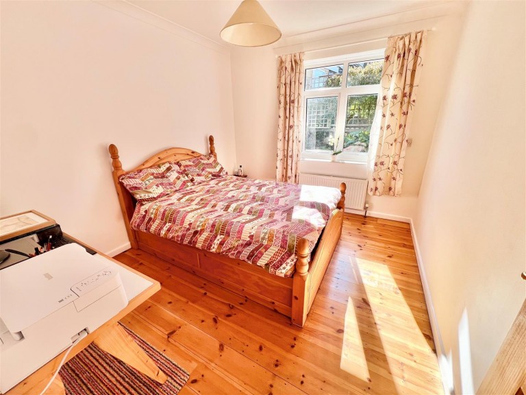 Images for Totland Bay, Isle of Wight