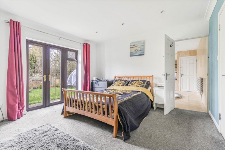 Images for The Highlands, Exning