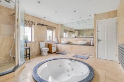 Images for The Highlands, Exning