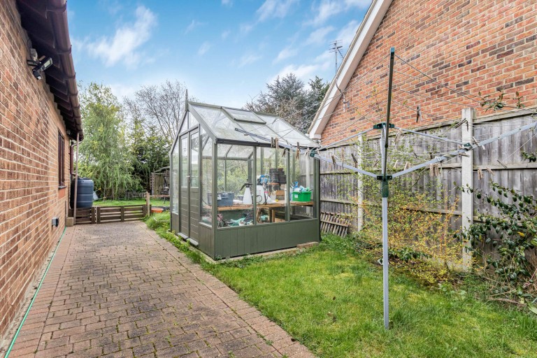 Images for The Highlands, Exning