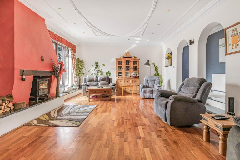 Images for The Highlands, Exning