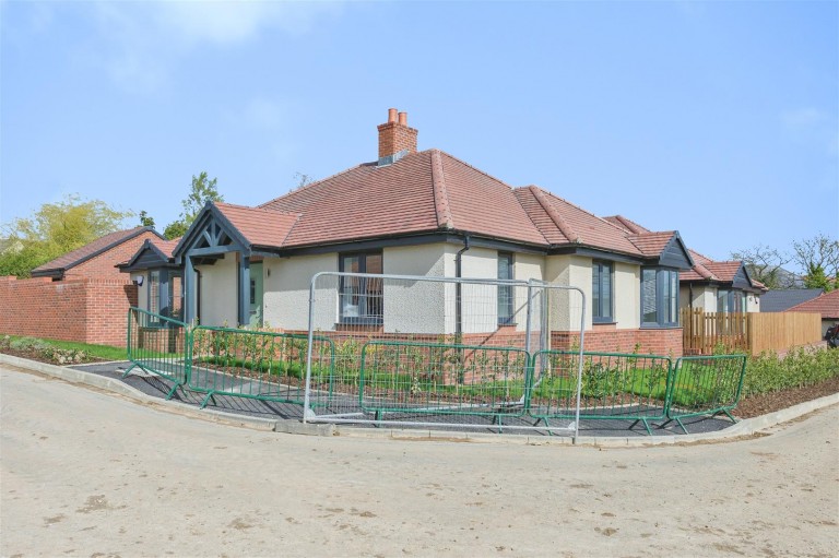 Images for Forest Road, Coalville, LE67