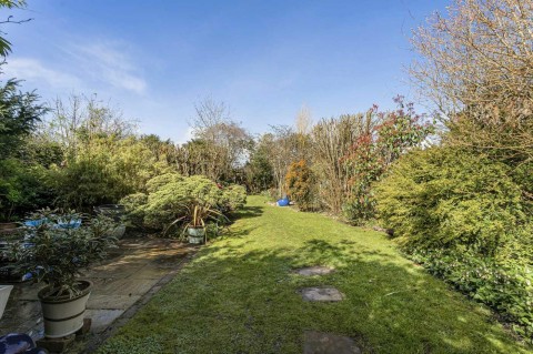 Click the photo for more details of East Street, Long Buckby, NN6