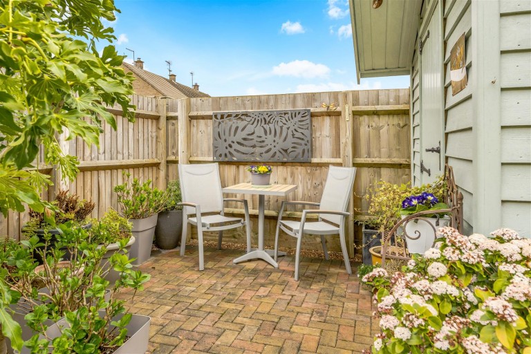 Images for Park End, Bodicote - viewing recommended