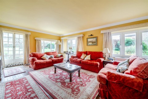 Click the photo for more details of 56 Queen Street, Tintinhull, Yeovil