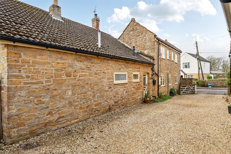 Images for 56 Queen Street, Tintinhull, Yeovil