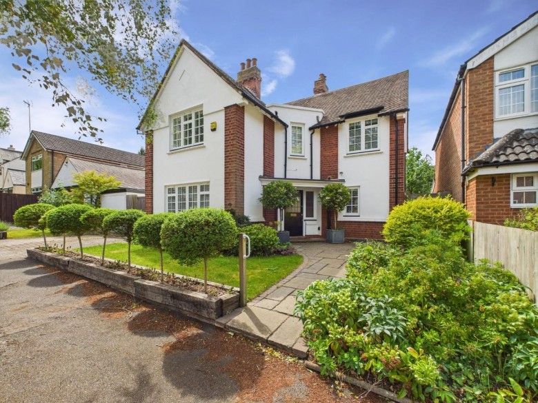 Click the photo for more details of Dovedale Road, Stoneygate, Leicester