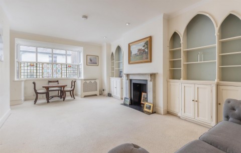 Click the photo for more details of Cowes, Isle of Wight