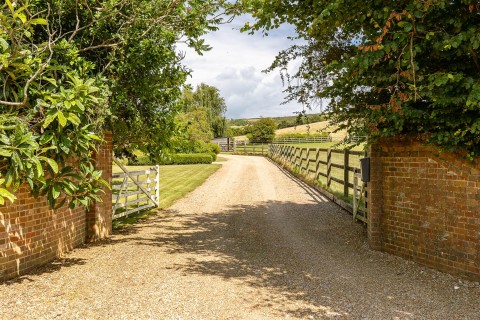 Click the photo for more details of Alverstone, Isle of Wight