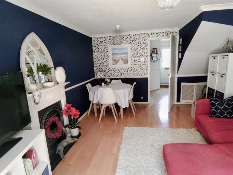 Images for Oak Grove, Daventry, NN11
