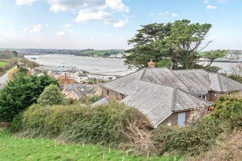 Click the photo for more details of New Road, Instow, Bideford