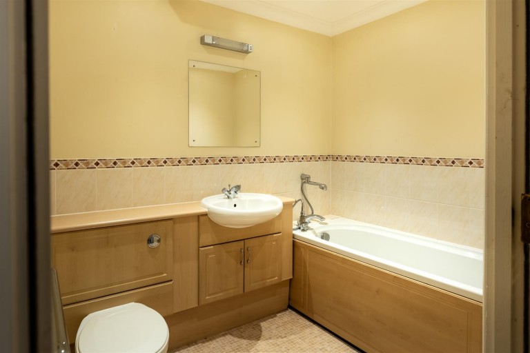 Images for Cowes, Isle of Wight