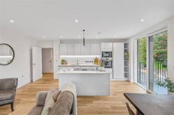 Images for Lee Bay Apartments