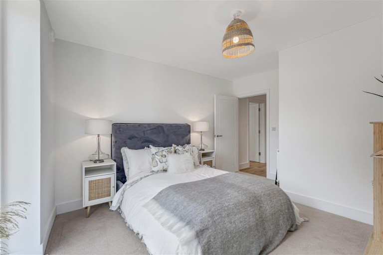 Images for Lee Bay Apartments