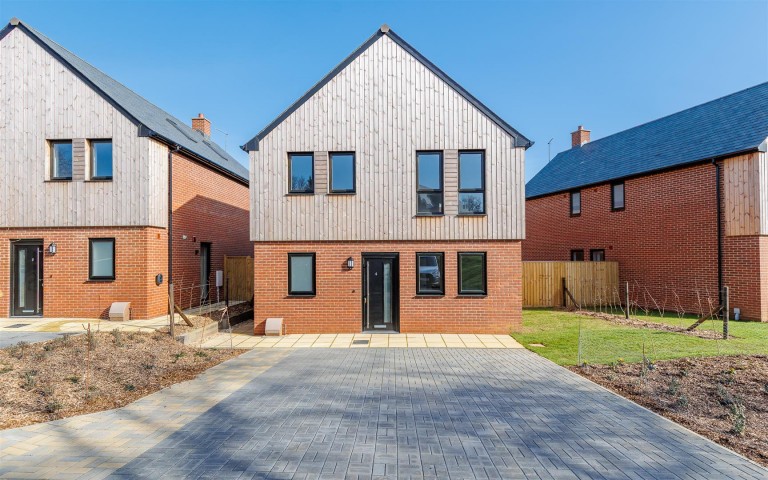 Images for Off Sandy Lane, Gatcombe, Nr Newport