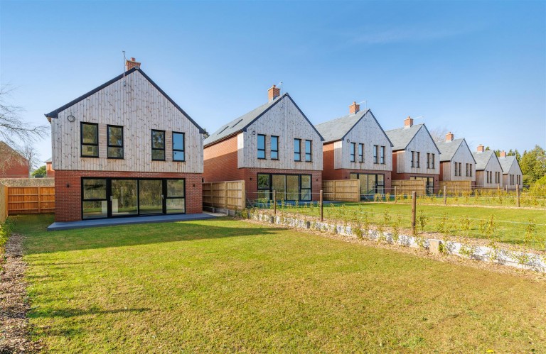 Images for Off Sandy Lane, Gatcombe, Nr Newport